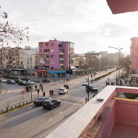 Three Doors Apartments, Kiwi 1+1 Apartment Tirana Kültér fotó